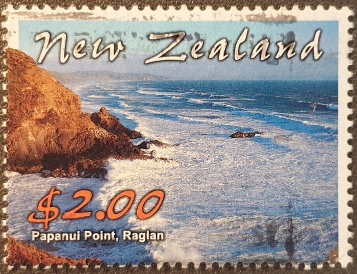 New Zealand 2002 "Coastlines" SG2515 $2.00 used single stamp