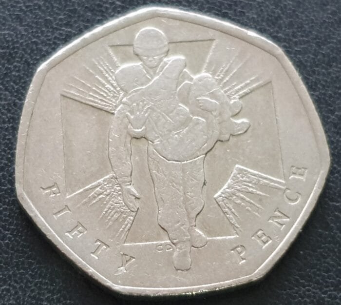 50p Wounded Soldier Victoria Cross Army 2006 Coin Circulated
