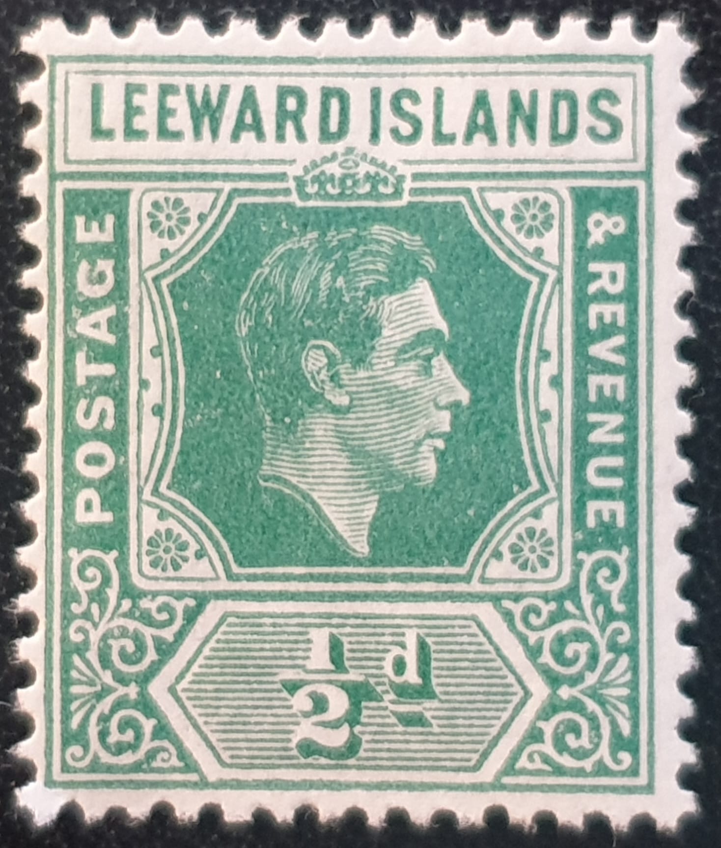 Leeward Islands 1938-51 SG96 ½d. emerald Wmk. Mult. Script CA. P.14 LMM Single Stamp
