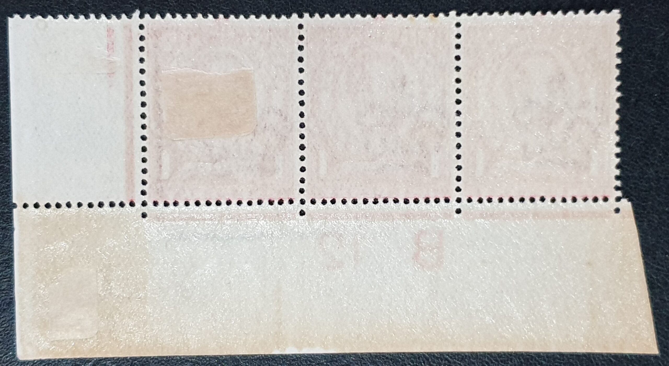 Great Britain King George V SG341 SPEC N11(2) 1d bright scarlet CONTROL B12 M/M - Image 2