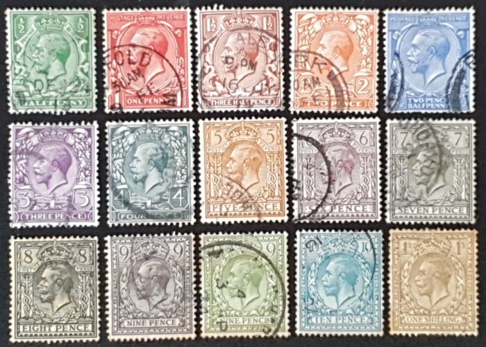 Great Britain King George V 1912/24 SG351-96 Set of 15 Wmk. Royal Cypher Fine Used. Cat £95