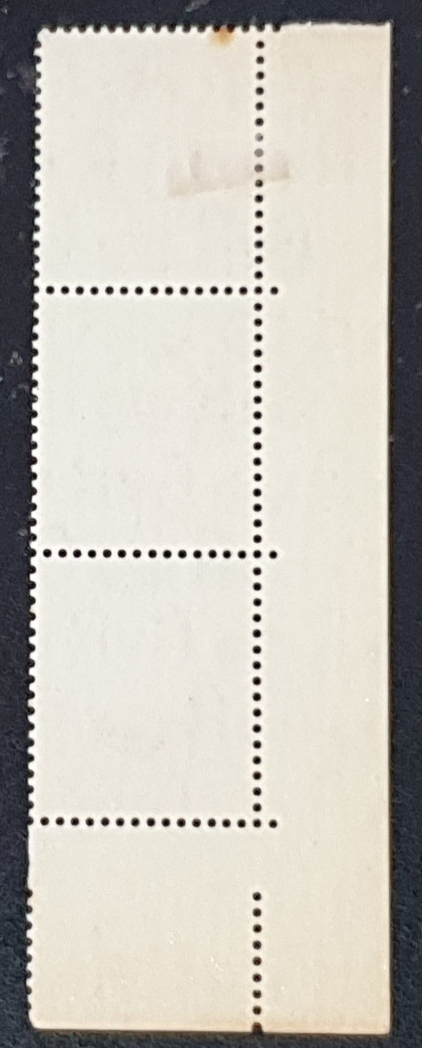 Great Britain King George V SG440 1d Scarlet CONTROL X35 CYL. 45 Dot Strip of 3 LMM - Image 2