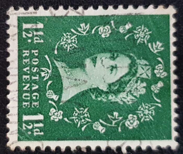 Great Britain Queen Elizabeth II SG517a 1½d. green Wmk. Sideways Used