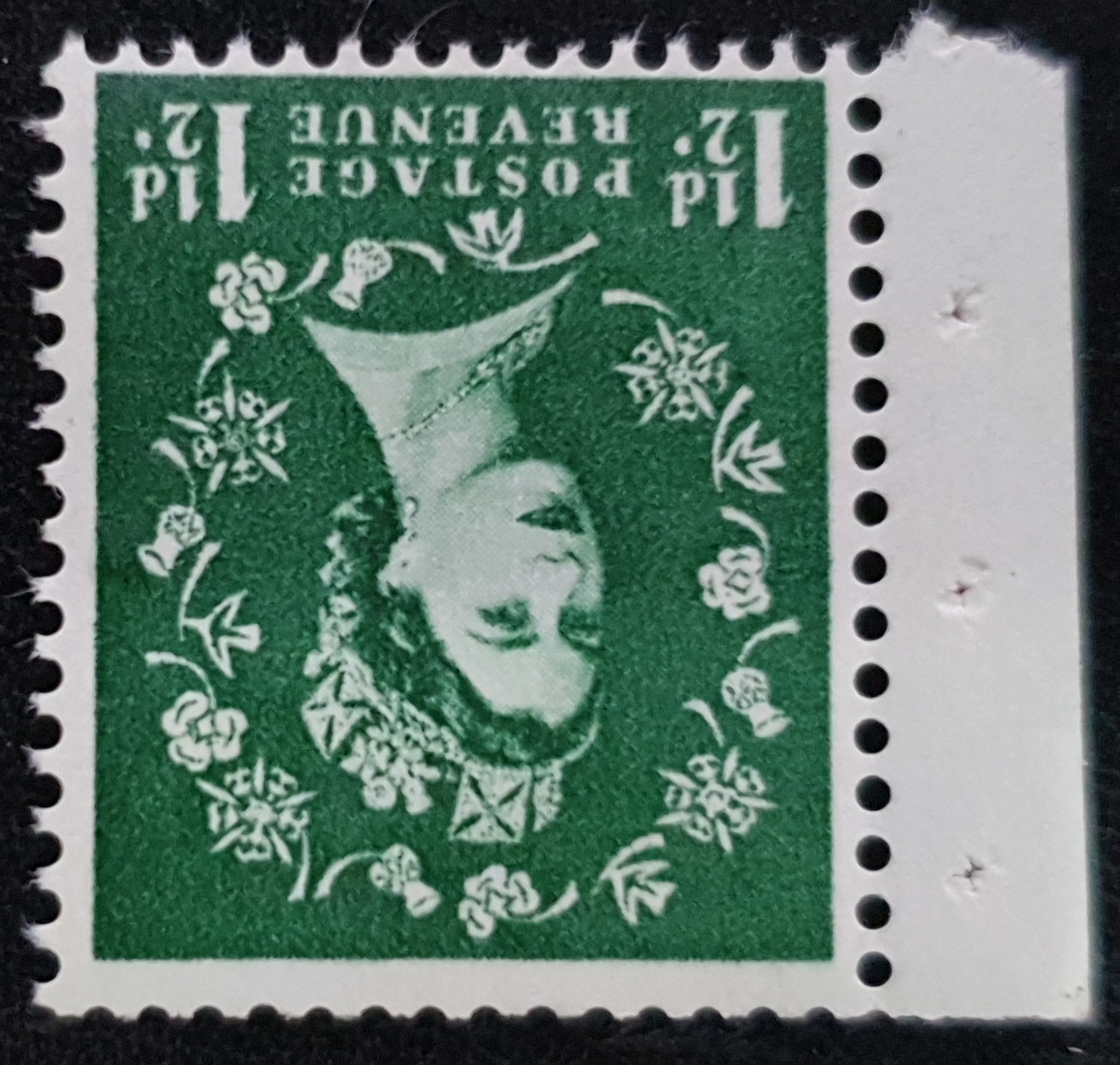 Great Britain Queen Elizabeth II SG542wi 1½d green LMM