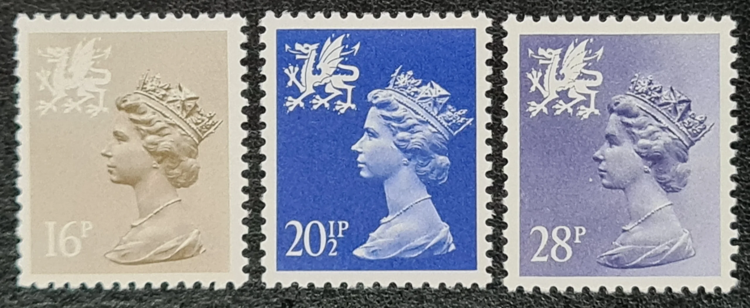 Great Britain Queen Elizabeth II Wales 1983 W43 16p W53 20 1/2p W63 28p Perf 14 Type I Set MNH
